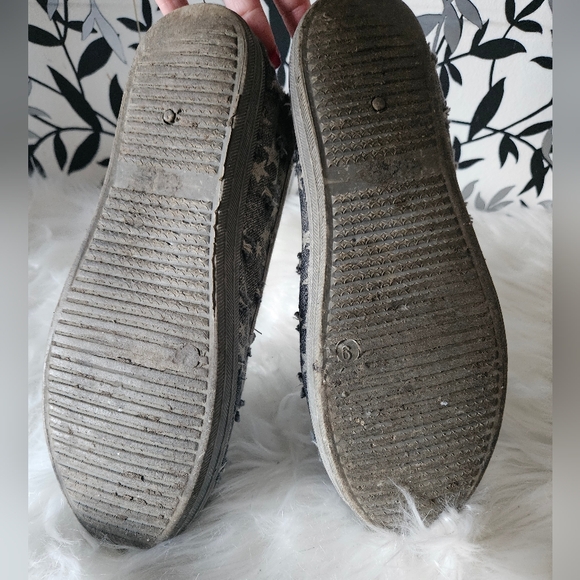 Star Slip-On‎ Distressed Shoes - Picture 3 of 9